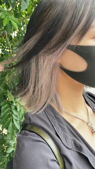 セミロング ブリーチ毛矯正.髪質 改善.髪にドラマをのヘアスタイル