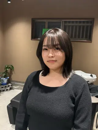 ミディアム 中津/トレンドカラー /美馬本紅亜のヘアスタイル