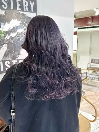 セミロング カラー kai .のヘアスタイル