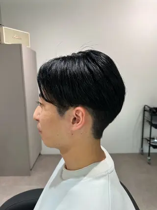 ショート 高月 瞭のヘアスタイル