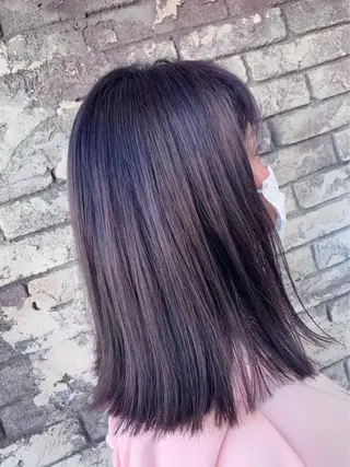 セミロング 芥川 未優のヘアスタイル