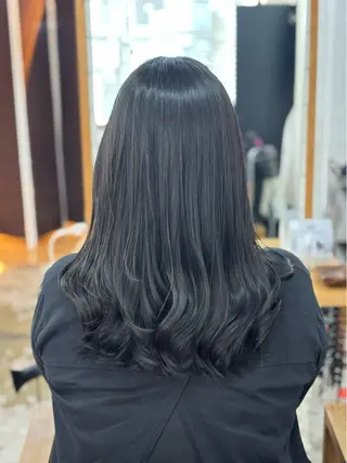 セミロング 金子 千登のヘアスタイル