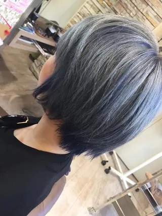 ショート カラー cherir髪質改善 パーソナルカラー診断のヘアスタイル