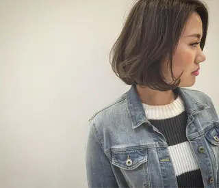 ショート ハイトーン×髪質改善 KENTAのヘアスタイル