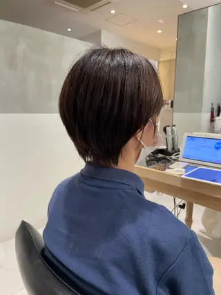ショート オリーブ カラー✨有坂映哉のヘアスタイル