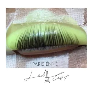 マツエク・マツパ Lir西日暮里所属・リル 西日暮里のマツエク・マツパデザイン