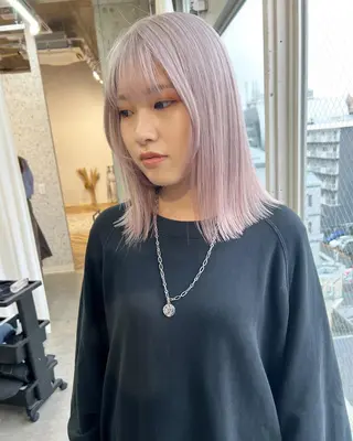ミディアム カラー ヘアアレンジ lani ブリーチ /ダブルカラーのヘアスタイル