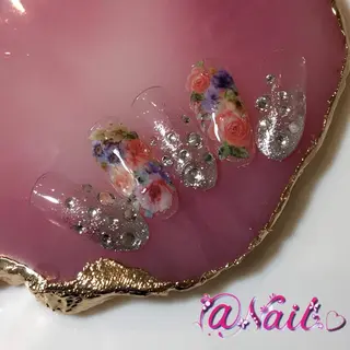 ネイル 小尾 栞のネイルデザイン