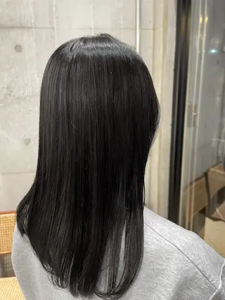 ロング はら しおりのヘアスタイル