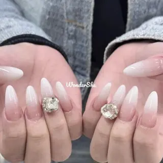 ネイル WonderShe Nailsalonのネイルデザイン