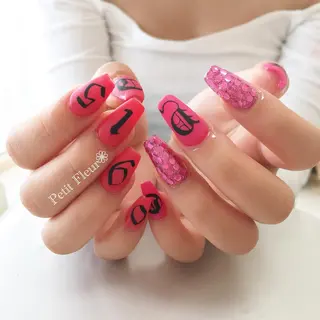 ネイル Petit Fleur所属・青柳 亜梨奈のマツエク・マツパデザイン