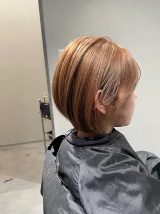 ショート カラー 平井 海冬のヘアスタイル