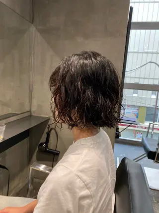 ショート カラー パーマ Agu hair lore沼館店所属・八戸パーマ/メンズパ ーマ/シンゴ。のヘアスタイル