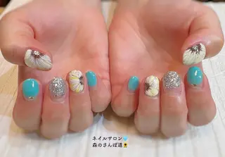 ネイル ショートネイル 森のさんぽ道のネイルデザイン