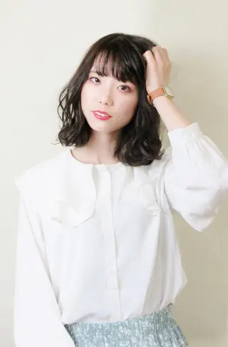 ミディアム ブルーム プレミアムのヘアスタイル