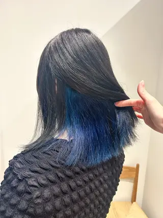 ミディアム カラー ヘアアレンジ yuka .のヘアスタイル