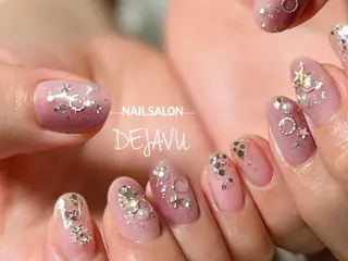 ネイル Nail salon Dejavu 🌿のネイルデザイン