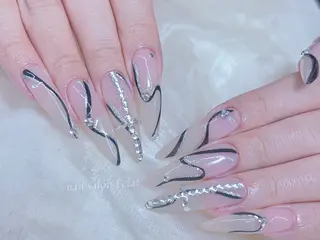 ネイル ネイルサロンエクラ 🫧Shizukaのネイルデザイン