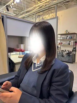 ミディアム 詩音 ／札幌美容師のヘアスタイル