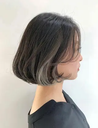 ミディアム 🌷横浜/レイヤー /艶カラー🌷のヘアスタイル