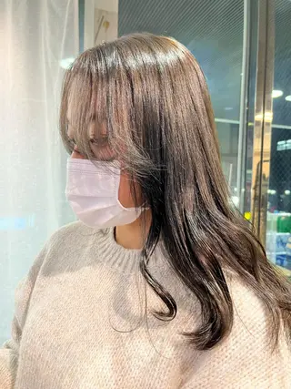 セミロング カラー 💖デザインカラー/ タダ ハナカ💖のヘアスタイル