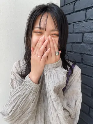 セミロング カラー 河口 友里のヘアスタイル