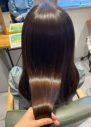 ロング カラー ヘアアレンジ 小國 綾かのヘアスタイル