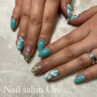 ネイル Nail salon .Oneのネイルデザイン