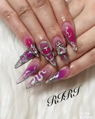 ネイル riri オーナーのネイルデザイン