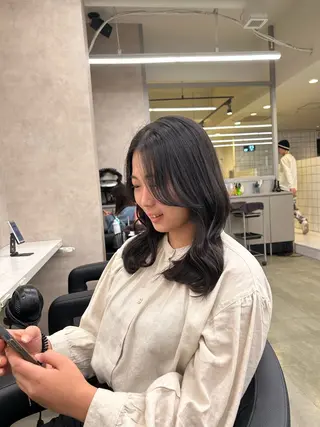 カラー 透明感ベージュ🤎 ナチュラルレイヤーのヘアスタイル