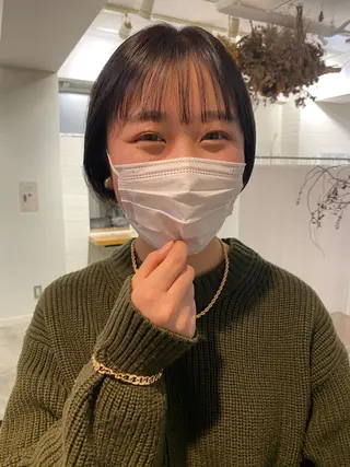 ショート レイヤー🌟艶カラー 🕊まやのヘアスタイル