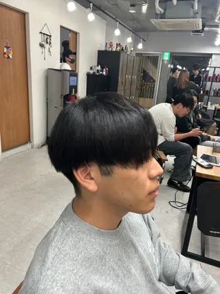 メンズ カズキ🌼曲がる 縮毛矯正のヘアスタイル