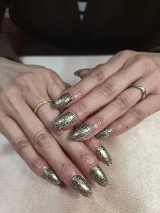 ネイル ネイルサロンベルティ .ひとみのネイルデザイン