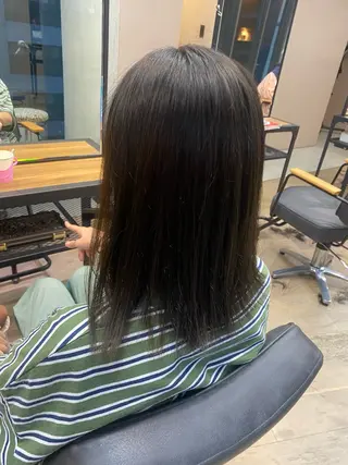 ミディアム 西岡 乙花のヘアスタイル