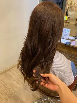 カラー 恩田 美波のヘアスタイル