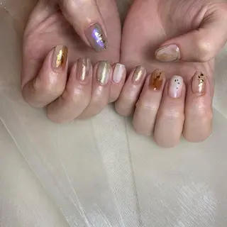 ネイル 里見 麗のネイルデザイン