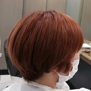 ショート カラー D/i |Y/no. 〈夜スパ17時〜〉のヘアスタイル