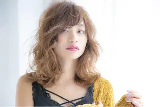 セミロング カラー パーマ 代表 吉澤弘哲のヘアスタイル