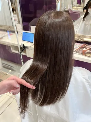ロング カラー 村橋 葵緒のヘアスタイル