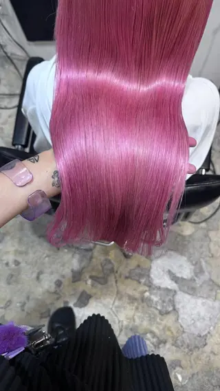 カラー サイレント美容師 アイリィのヘアスタイル
