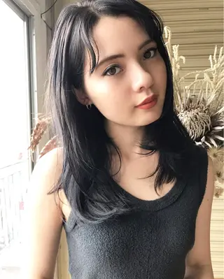 セミロング カラー ENO センター南のヘアスタイル