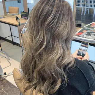 カラー 菊地 良太のヘアスタイル