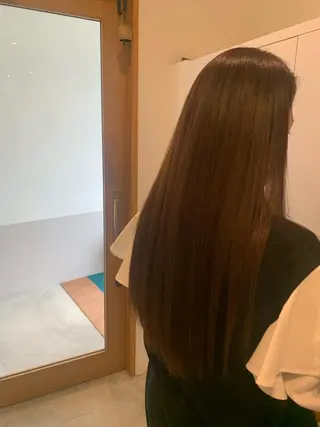 ロング 川口 絵理のヘアスタイル