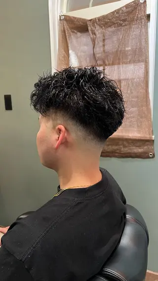 ショート 荻沼 快のヘアスタイル