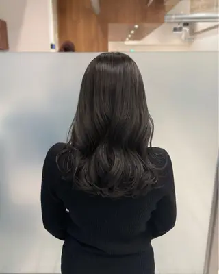 セミロング カラー 縮毛矯正+モテカラー 🎀✨MIHOのヘアスタイル
