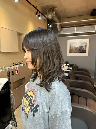 ミディアム さとう あやかのヘアスタイル