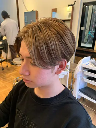 ミディアム カラー パーマ ヘアアレンジ メンズ キッズ ブリーチカラー🔥 パーマ【佐々木凌平】のヘアスタイル