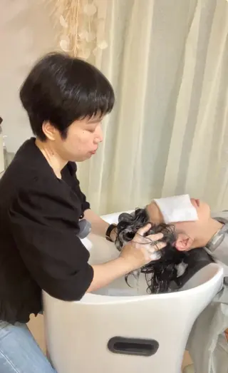 乾 弥生のヘアスタイル