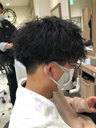 ショート 前田 真孝のヘアスタイル