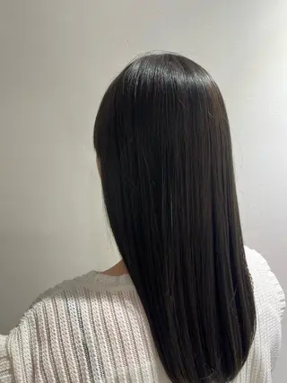 セミロング カラー 波多野 芽衣のヘアスタイル